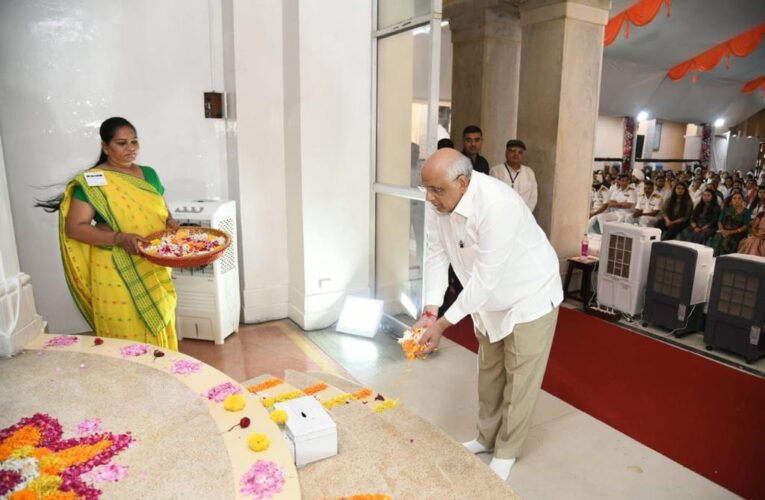 प्रधानमंत्री नरेन्द्र मोदी के मार्गदर्शन में देश में हुआ महात्मा गांधी को प्रिय स्वच्छता का कार्यः मुख्यमंत्री