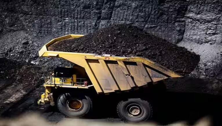 ચીનમાં કોલસાની ખાણમાં દુર્ઘટના સર્જાઈ, ૧૨ લોકોના મોત, ૧૩ ઘાયલ